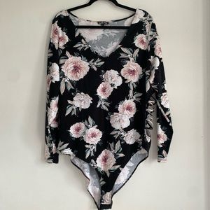 SUPER CUTE 3X Rose Longsleeve Bodysuit - Black